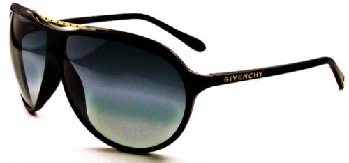 724   GIVENCHY 2